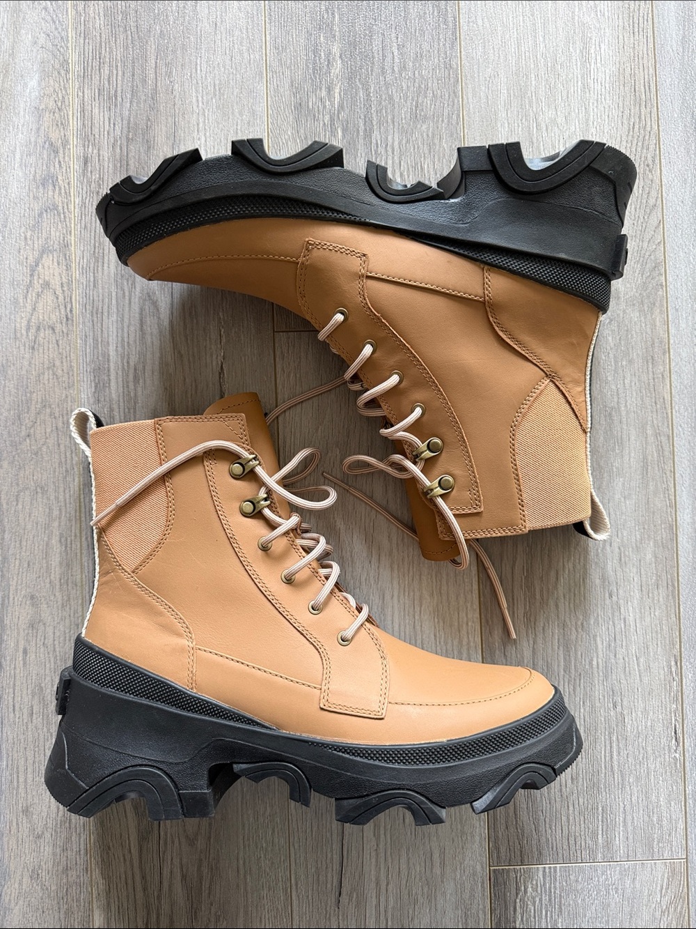 ✨NWT✨Sorel Women's Brex Boot Lace, Size 9 - Picture 2 of 9